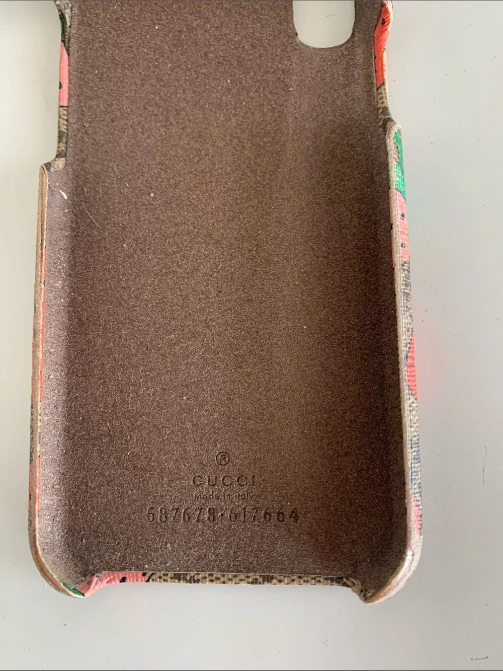 Gucci logo strawberry case for IPhone X and XS preloved authentic w/ orig box